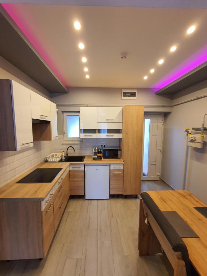 Belvarosi Exkluziv Loft Debreţin Exterior foto