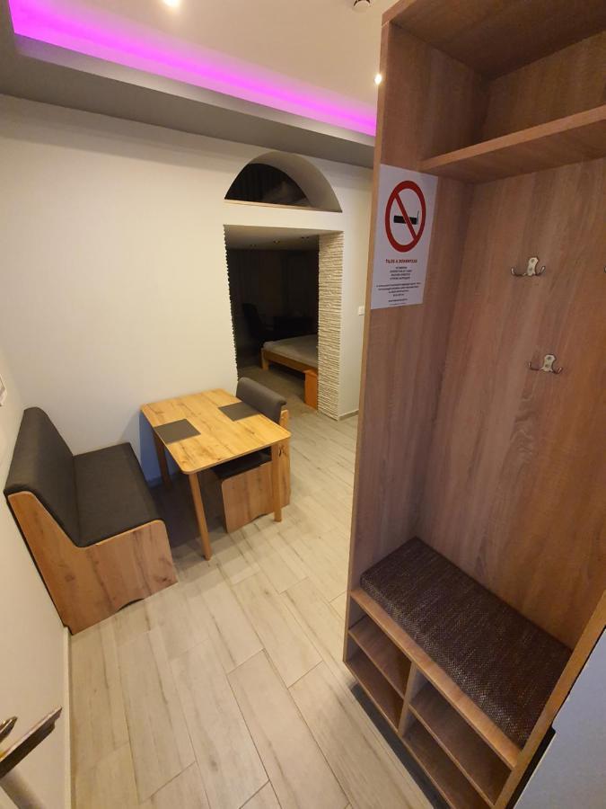 Belvarosi Exkluziv Loft Debreţin Exterior foto